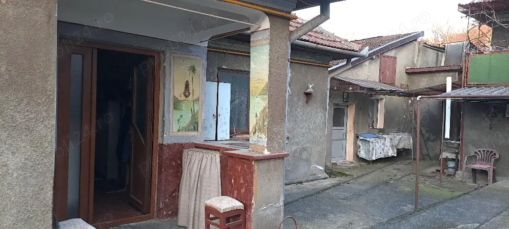 Casă de vânzare 