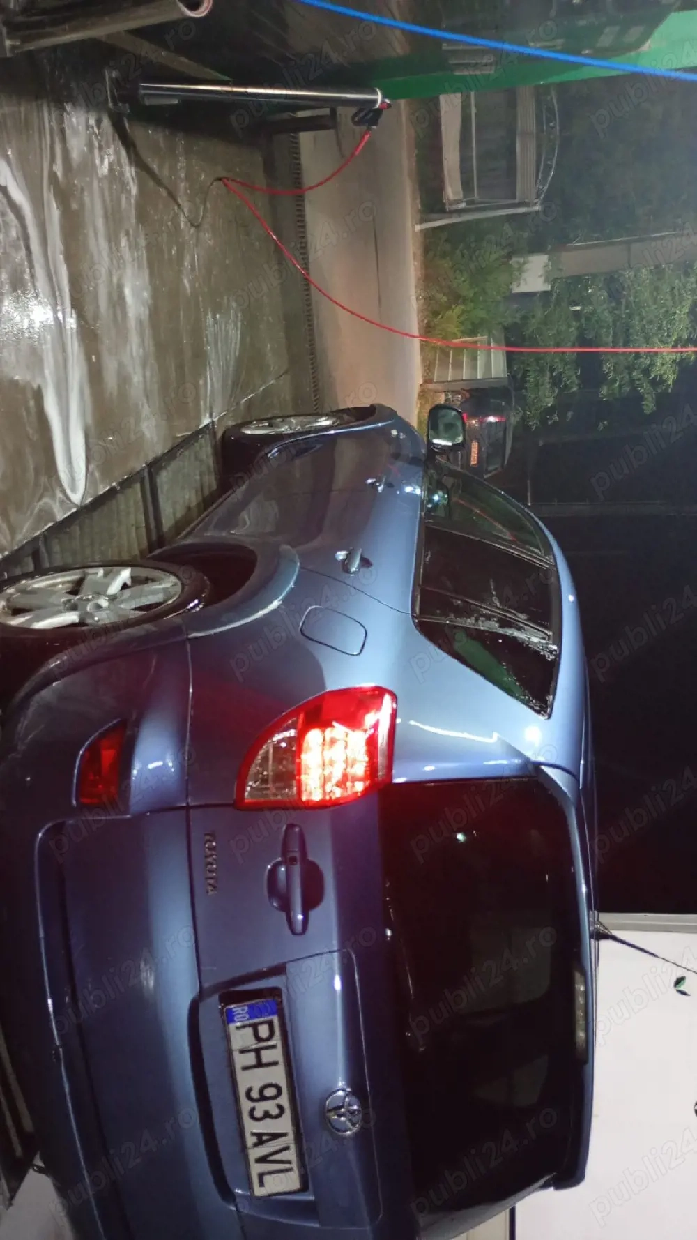 Vand RAV 4 pentru piese sau reparat