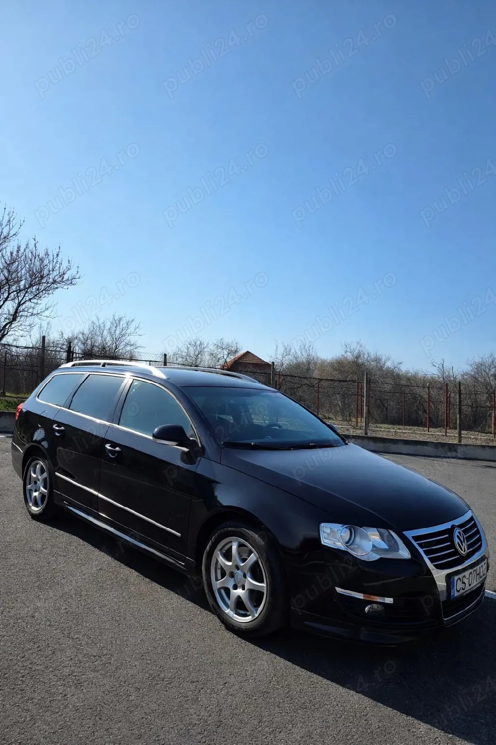VW Passat 2010 1.6 TDI BlueMotion Variant   Climatronic   2 seturi roti
