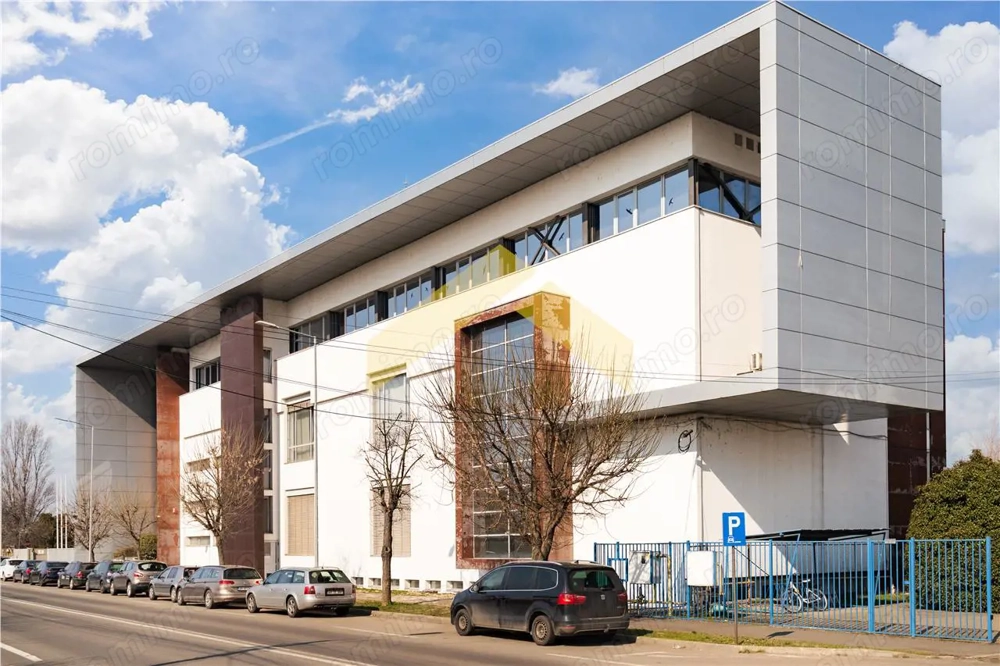 Cladire multifunctionala D+P+2E zona Aeroport de vanzare