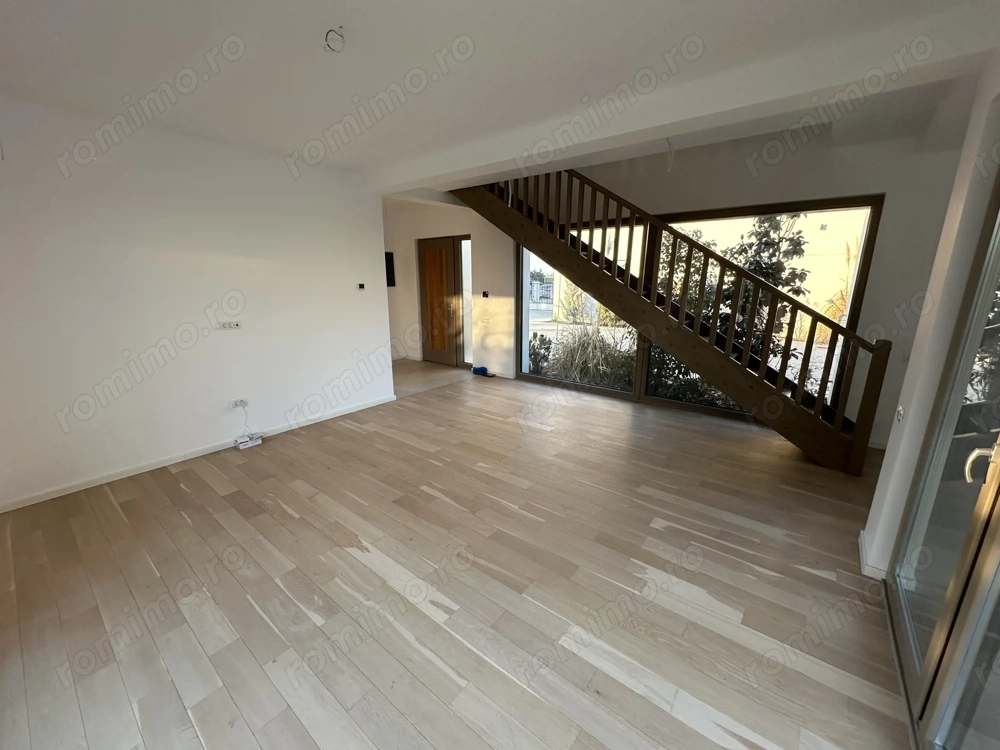 Casa cu 5 camere - Dumbarvita