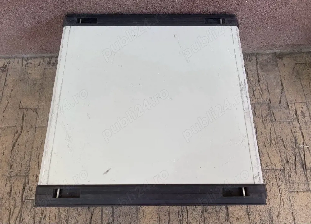 rack   case aluminiu patru unitati 