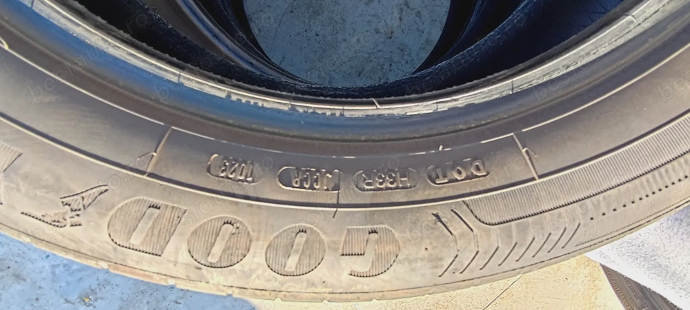  Set 4 Anvelope Vara 215/55/17