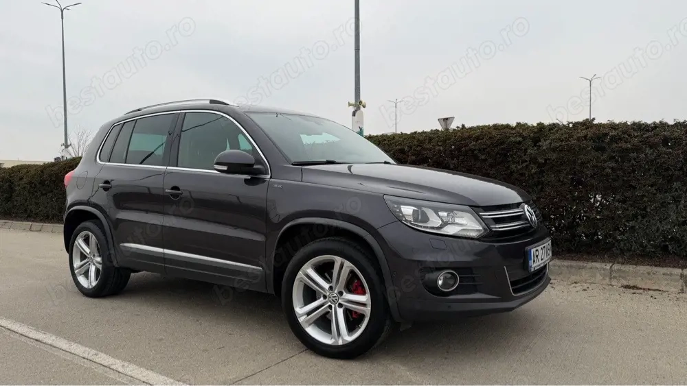 VW TIGUAN,4x4,Faruri Xenon+Led,Navigatie Mare Color