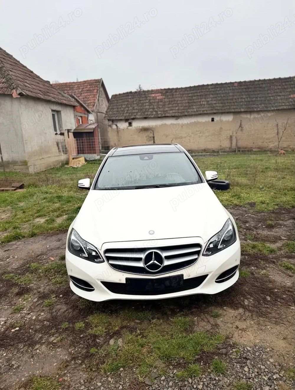 Dezmembrez Mercedes e 300 hibrid 