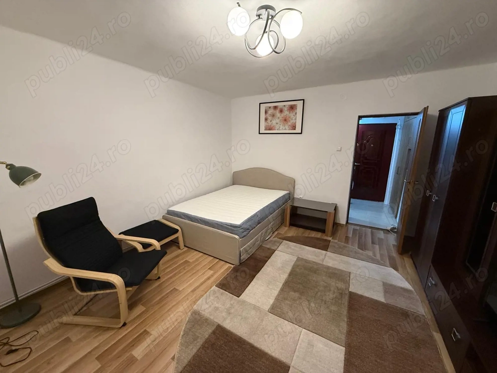 Proprietar inchiriez Ap. 1 camera Circumvalațiunii 