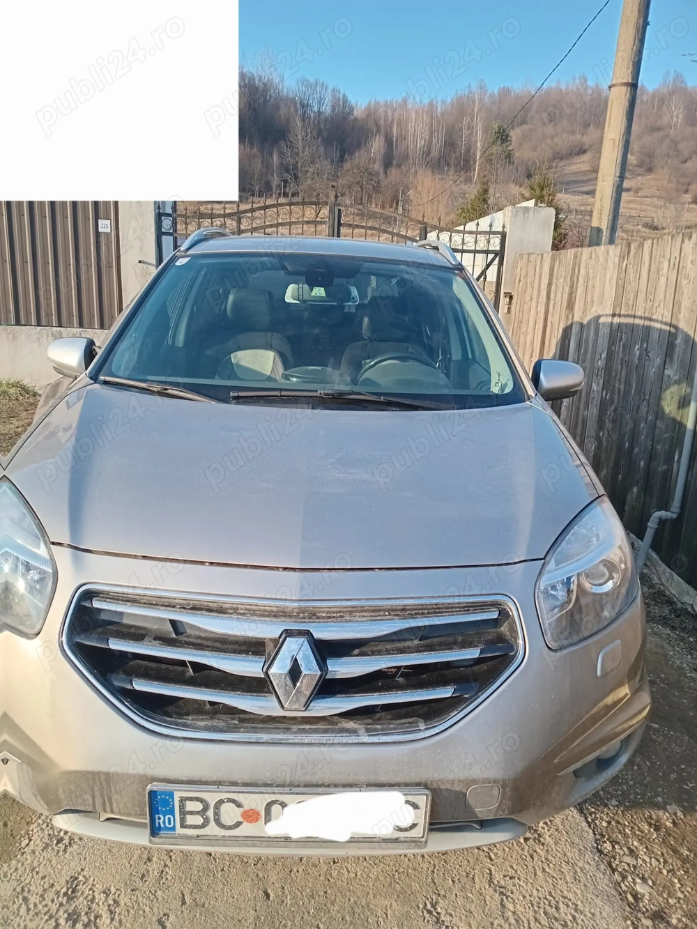 SUV Renault Koleos 2.0 Bose Diesel 4x4 cutie viteza manuala 6 trepte, an 2013