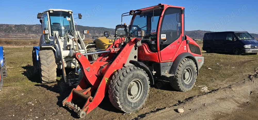 Încărcător frontal Liebherr L506