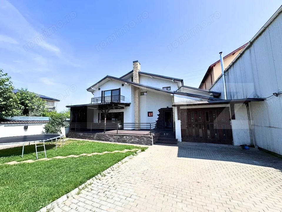 Vilă cu 4 Dormitoare, Terasă mare și Garaj – Gata de Mutare 