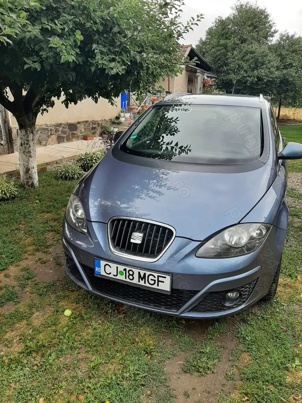 Vând Seat Altea XL motor 2L și 170 cai