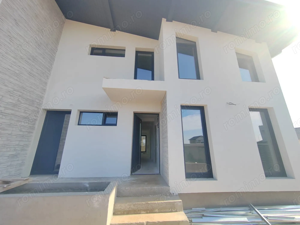 Pantelimon vila individuala ,piscina super constructie