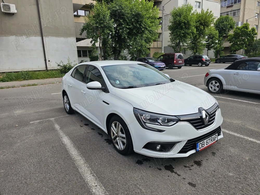 Renault Megane IV Sedan Zen 2016, Navi, cameră marșarier, 125.000 km