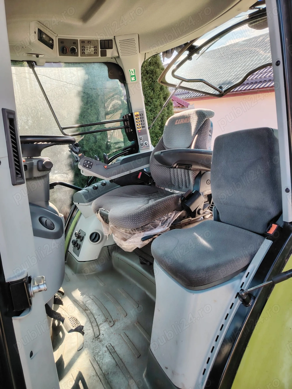 Claas Arion 630 