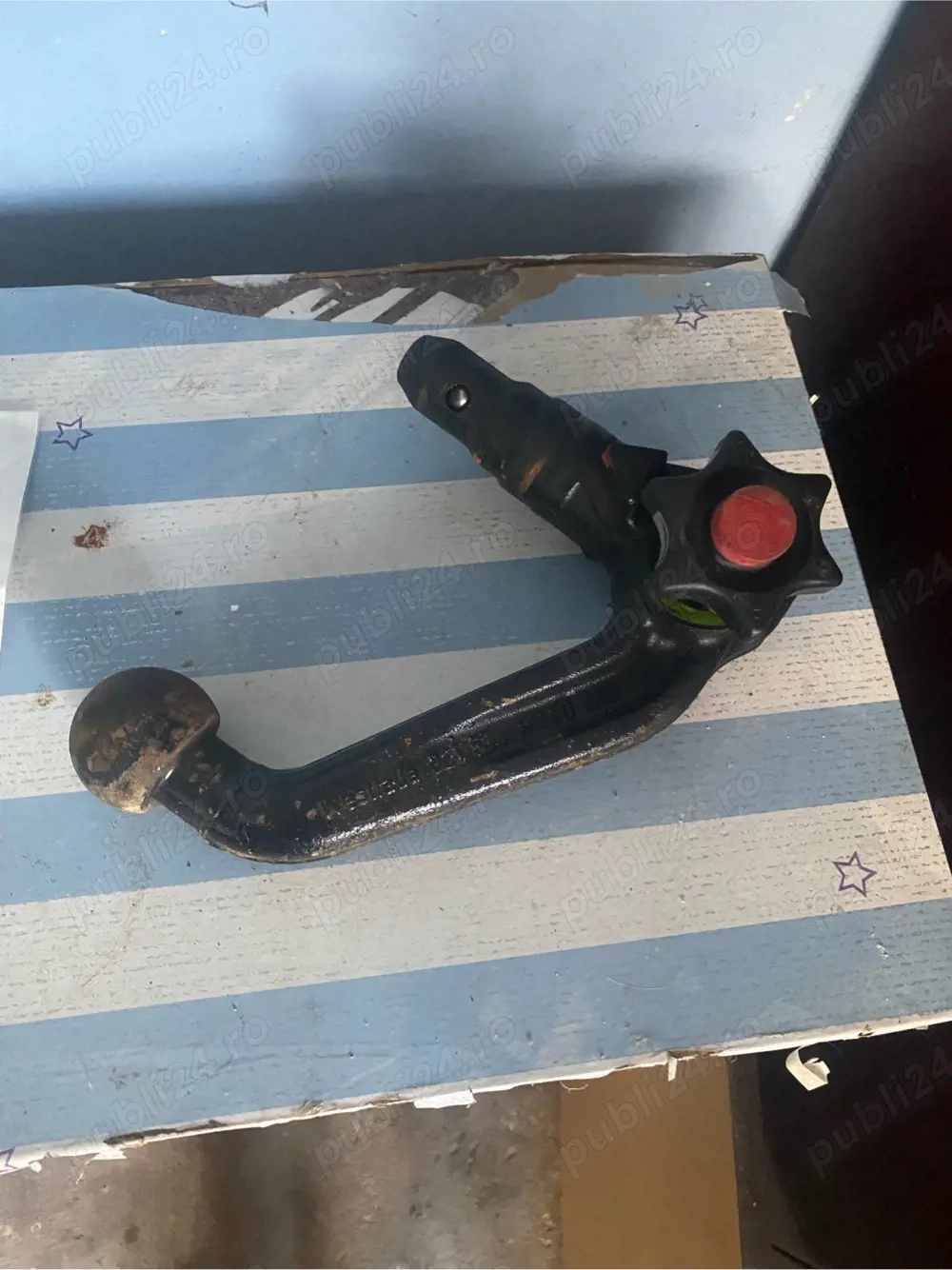 Cirlig remorcare retractabil Passat CC