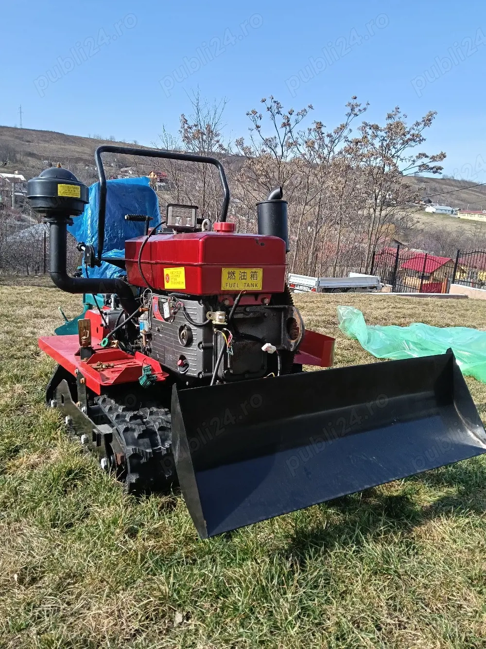 Tractor pe senile