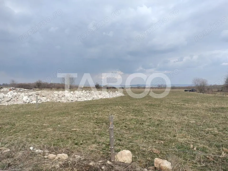 Teren de vanzare 16310 mp si front stradal 157 ml in Sibiu