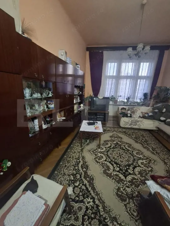 Apartament in cladire istorica, ultracentral, 4 camere