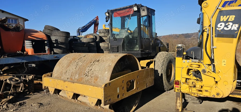 Cilindru compactor Caterpillar CAT CS 533 E