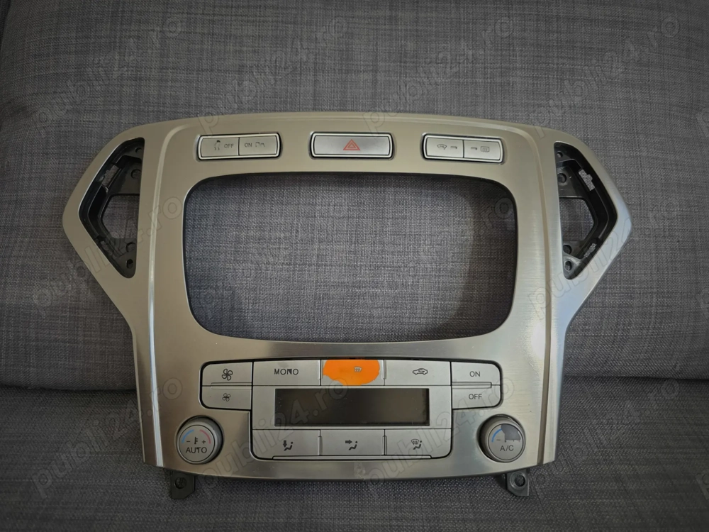 Rama + butoane + panou clima Ford Mondeo MK4 si MK4.5