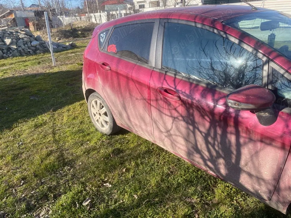 vand   dezmembrez Ford Fiesta 1.6 tdi 2009