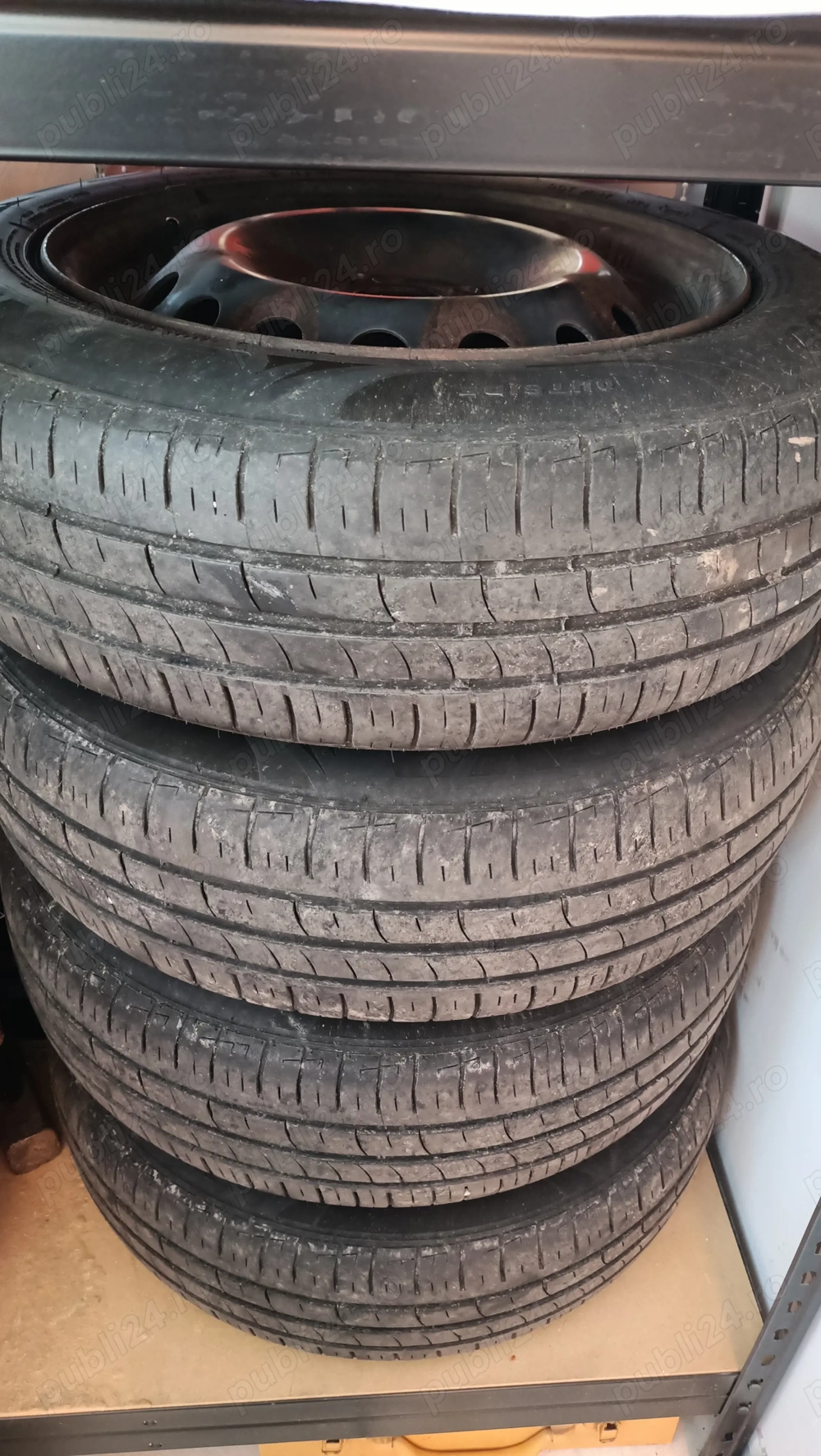 Cauciucuri de vara cu jenti de tablă 15"pentru Renault Clio 3 175*65*15,4buc/2 seturi 