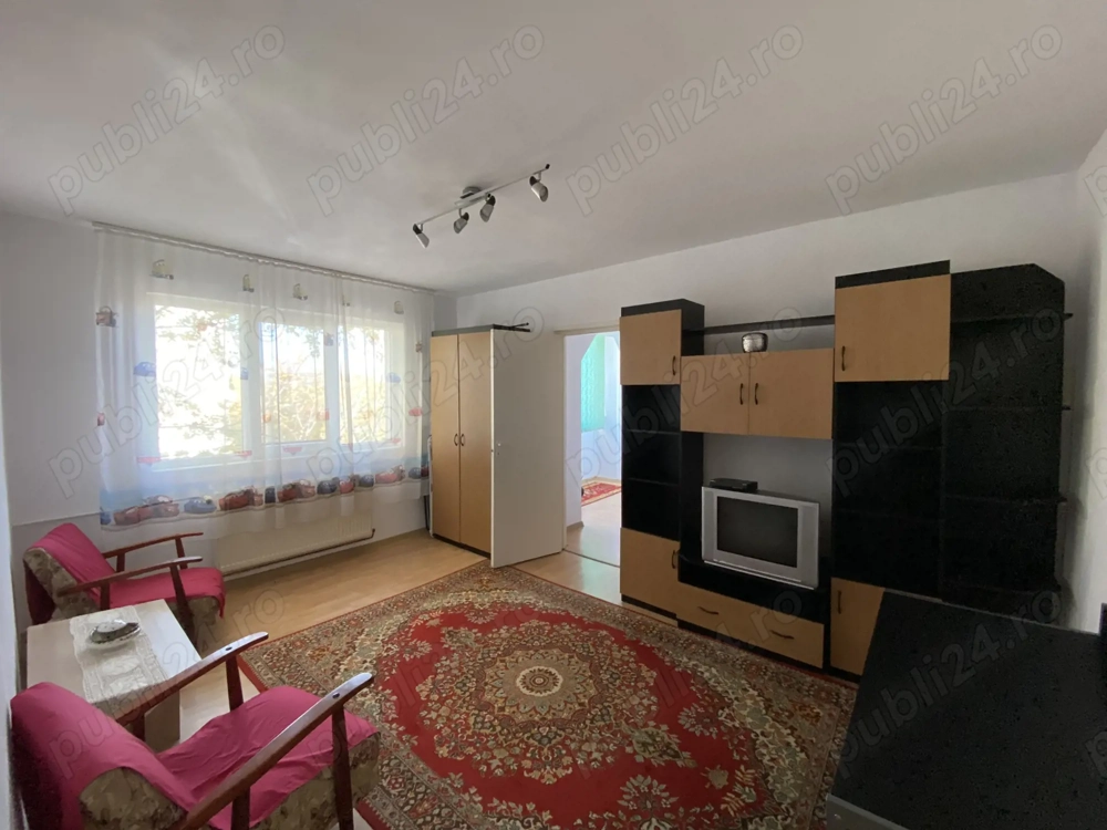 Apartament de închiriat, aproape de Universitate și centru