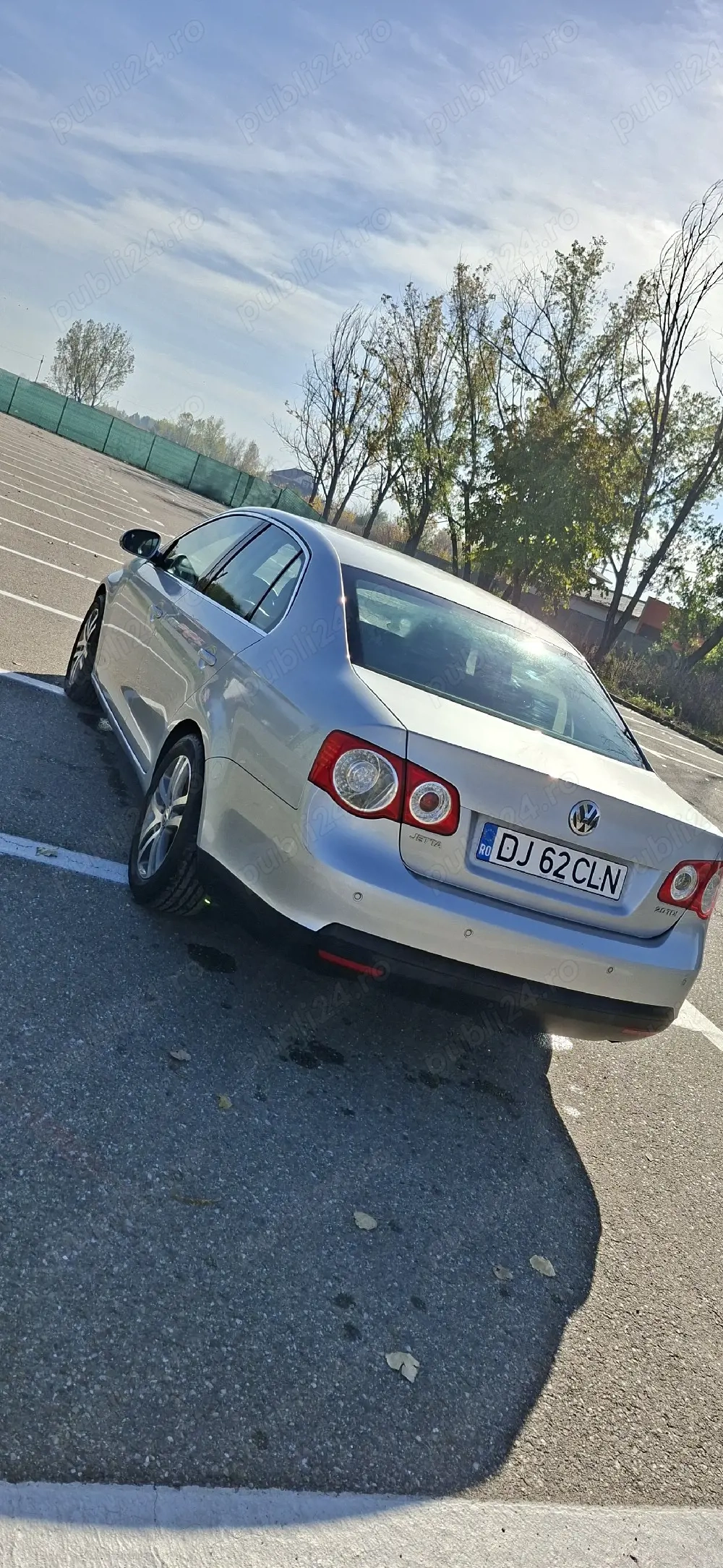 Volkswagen Jetta sport line 2.0 tdi 2006 140cp