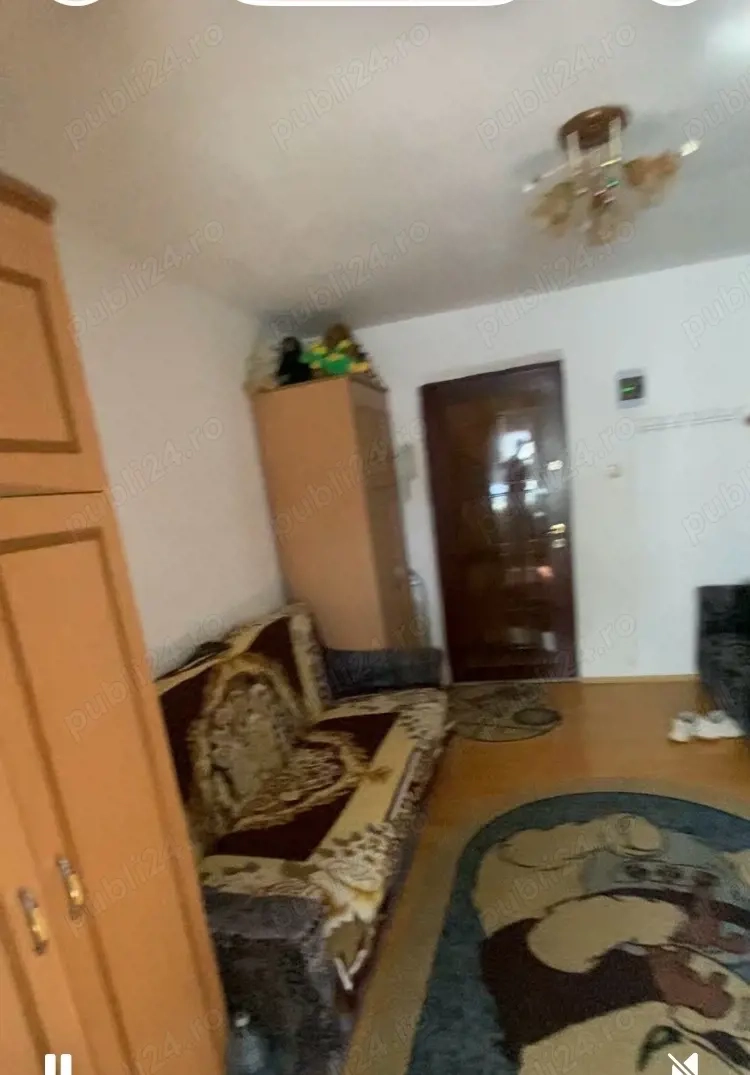 Închiriez apartament 2 camere 