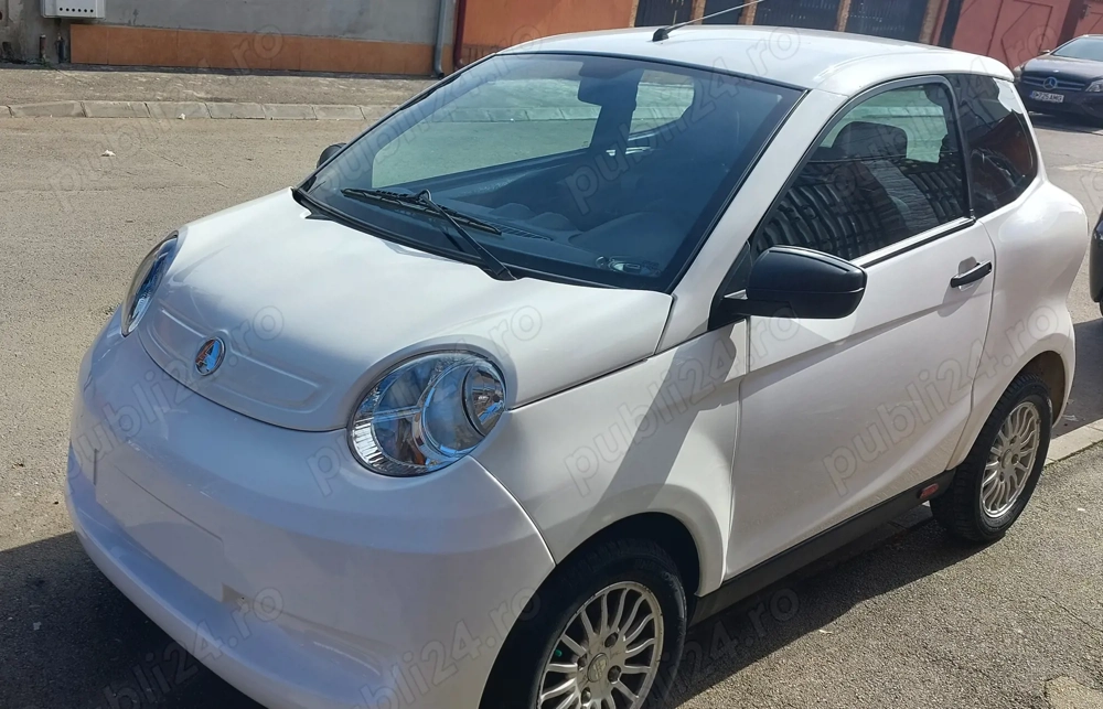 Vand Mini Auto AIXAM 16 ani  EURO 5 Aer conditionat 