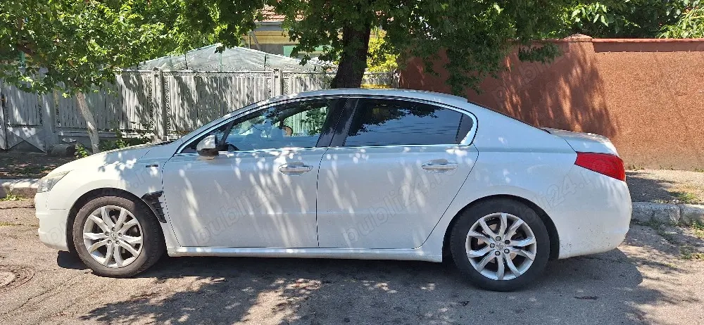 Vând Peugeot 508 hybrid