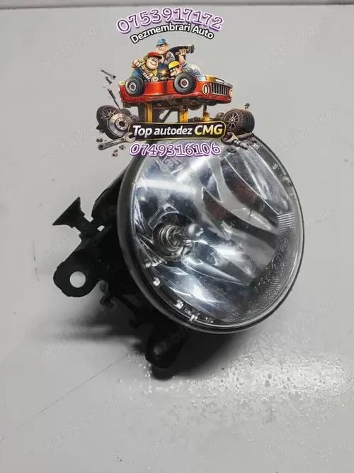 Proiector ceata Dacia Logan 2 89208691 Sandero Duster Jogger Renault