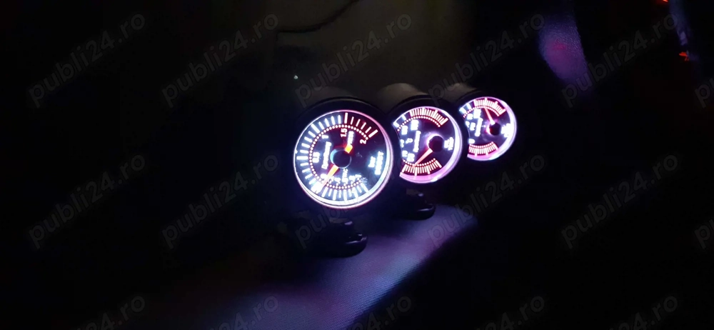 Ceasuri performanta motor, presiune si temperatura ulei, turbo boost