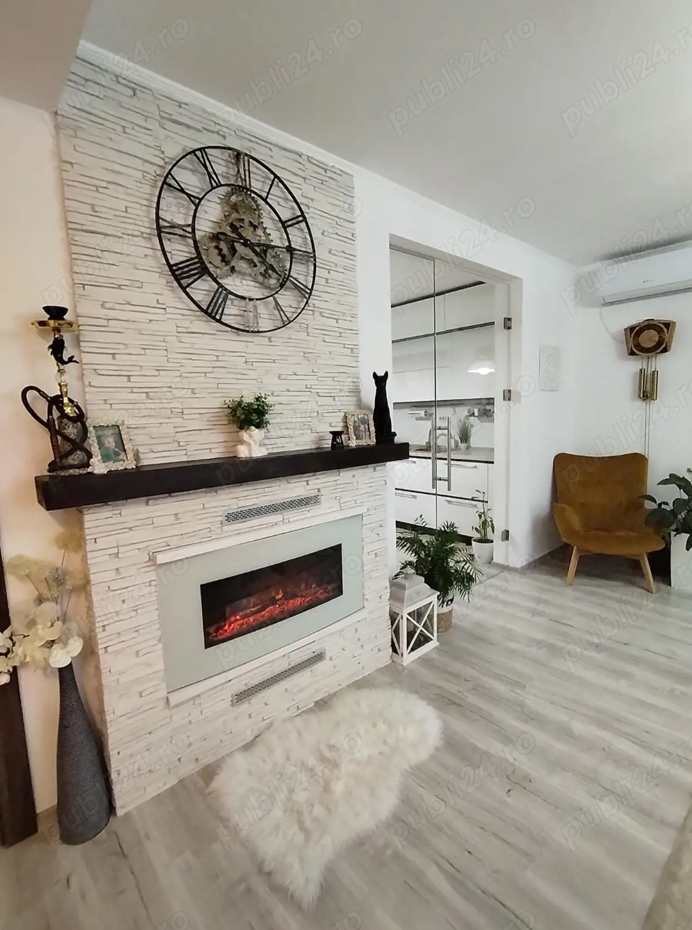 Casa individuala-direct proprietar  , în Utvin