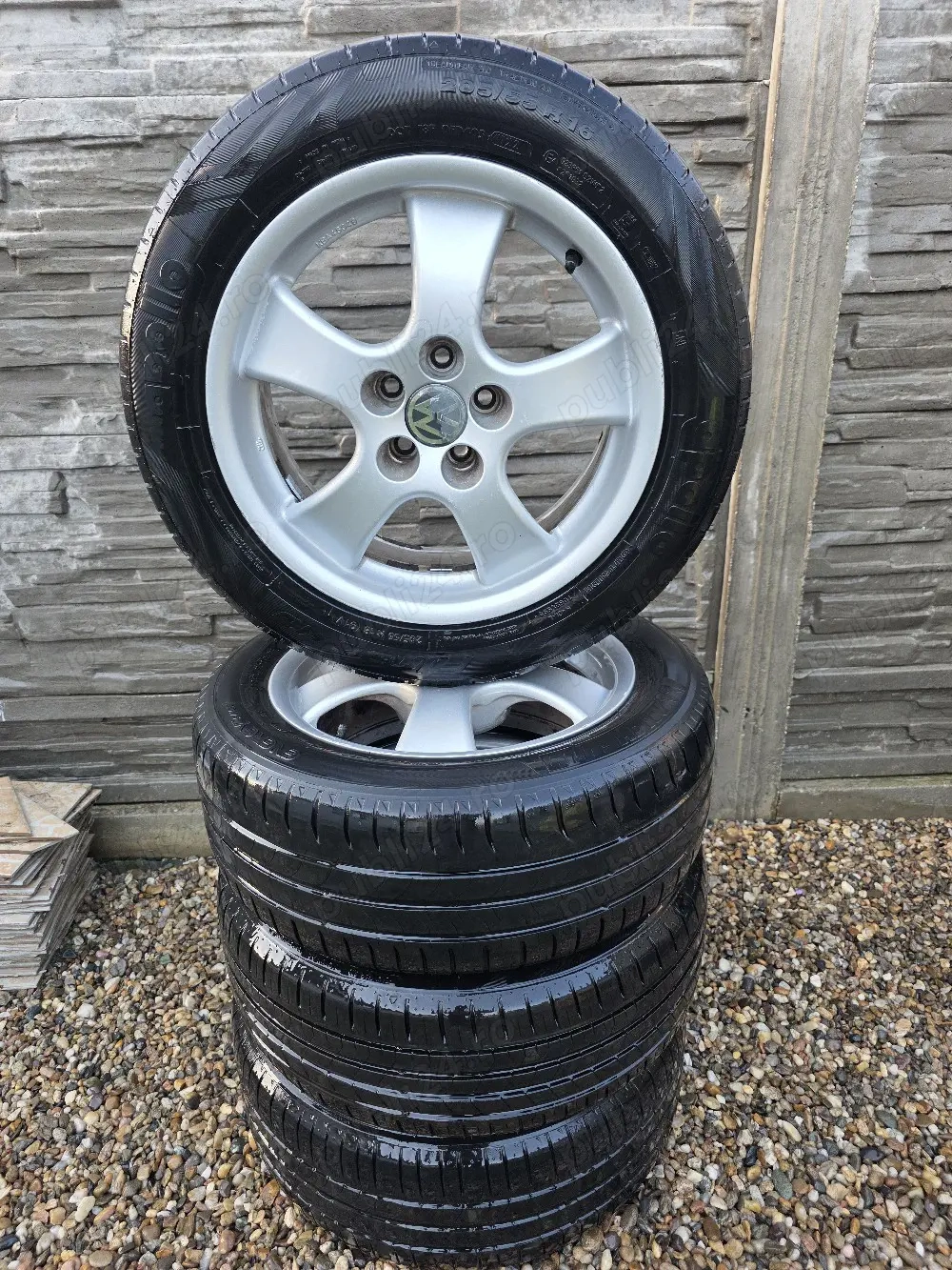 Set 4 jante aliaj 5x100 echipate cu anvelope vara 205/55/16