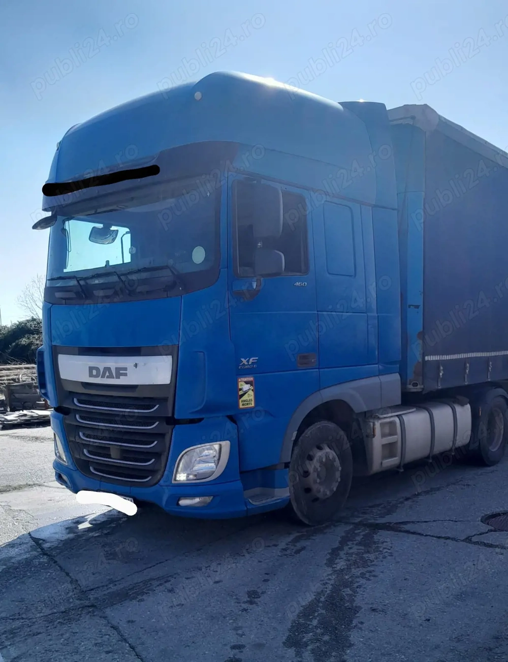 vand camion DAF XF 460 cutie automata si semiremorca SCHMITZ