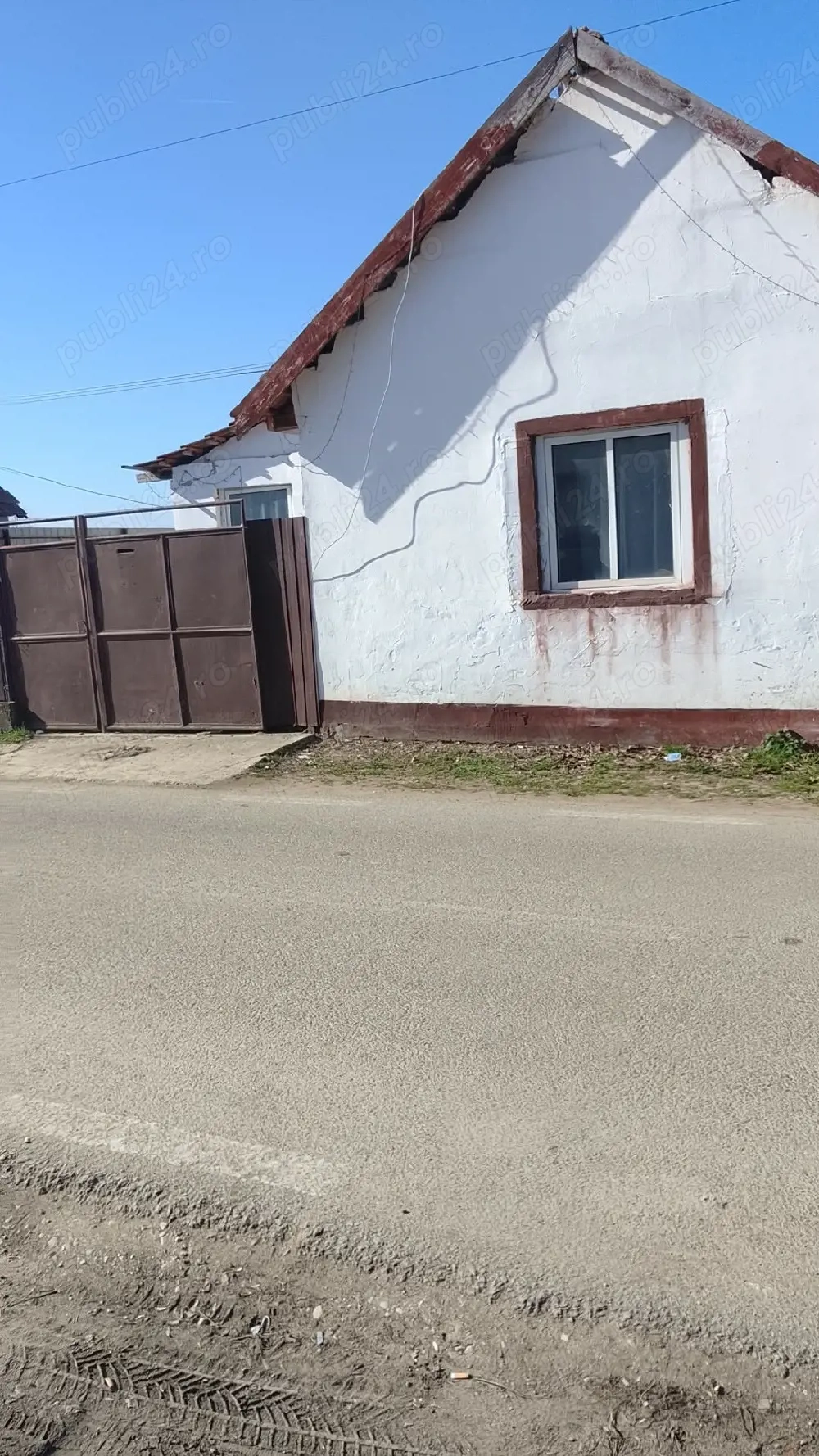Se vand două case in Vladimirescu, Jud Arad- ideale pentru investitie sau constructie noua