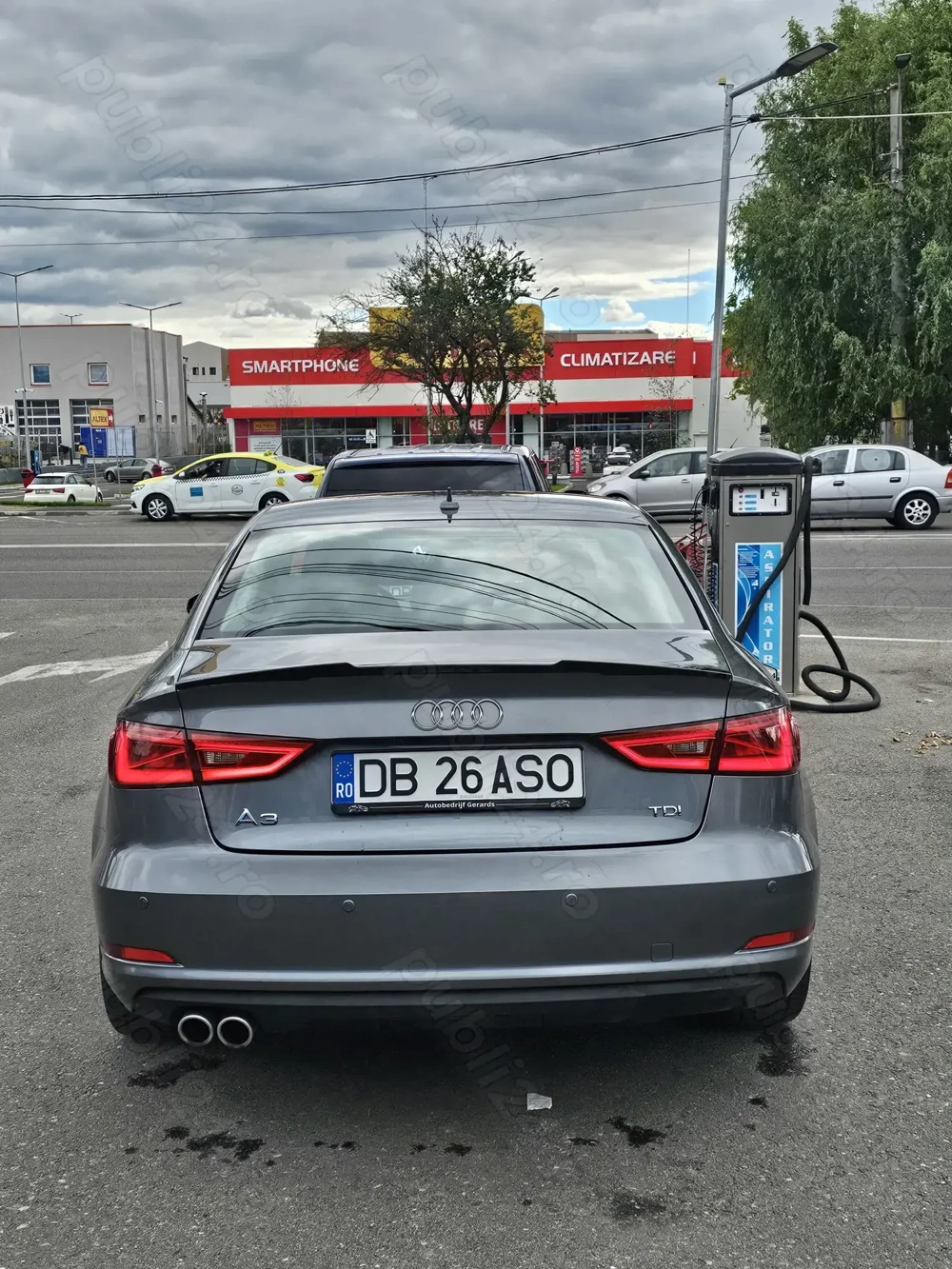 Audi A3 Sedan 2014 2.0 TDI S Line
