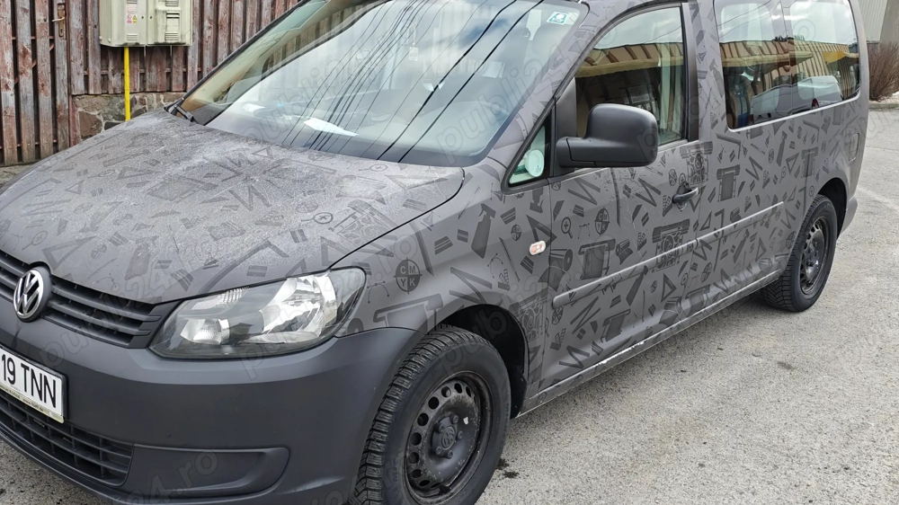 VW Caddy MAXI  Life 5 locuri 2015