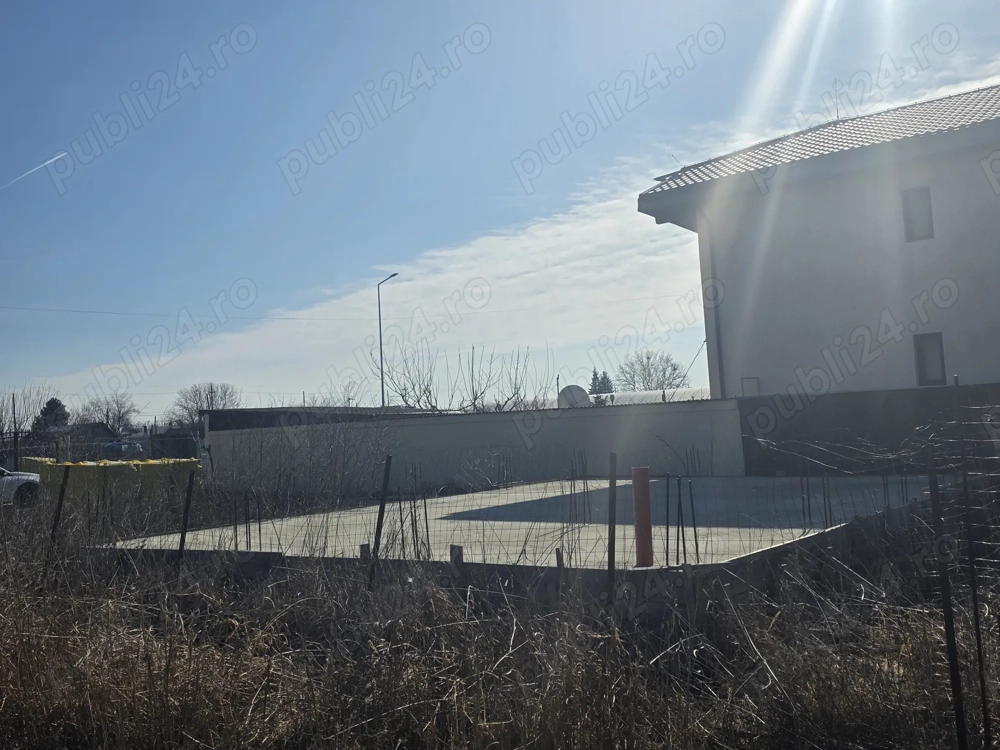 Teren plus fundație 319mp