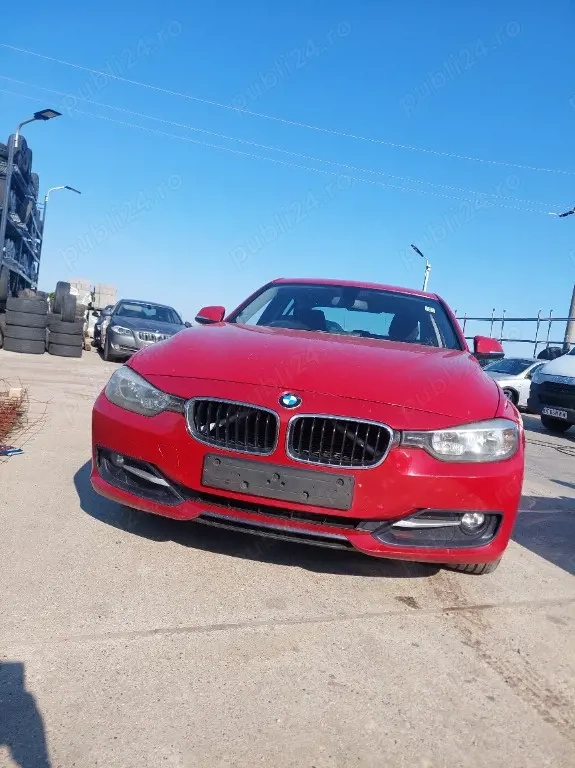 Dezmembram Bmw Seria 3 F30 2.0 d 184 cp An 2011 Cod motor N47D20C