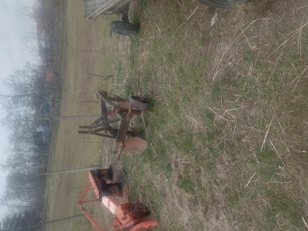 Vând tractor 55cp golf 14 benzina și plug 