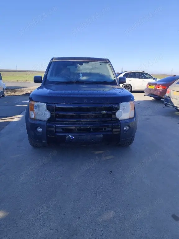 Dezmembram Land Rover Discovery 3 2.7d 4X4 140 kw An 2006