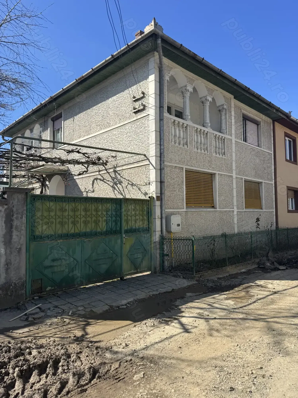Casa de vanzare în Ștei