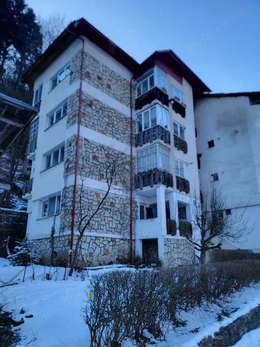 Apartament 2 camere 69mp Slanic Moldova