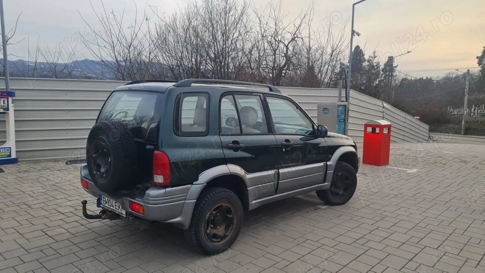 Suzuki Grand Vitara 2.0 TD motor Mazda RF   4x4  Reductor mic   mare