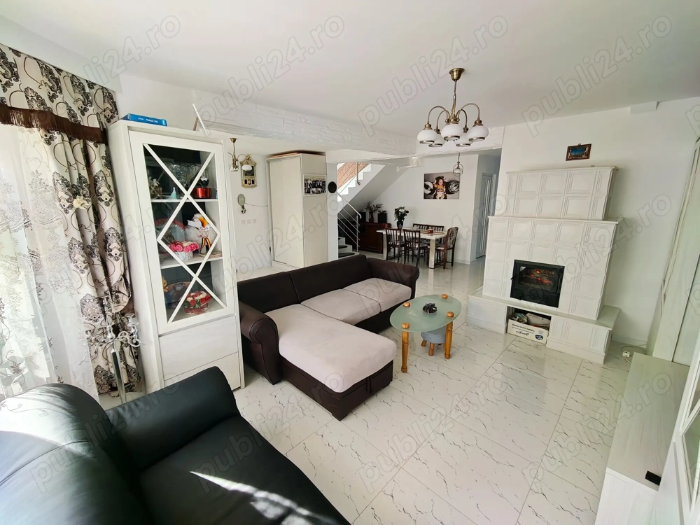 Vila premium cu 7 dormitoare și 4 bai. Mansarda tip apartament 