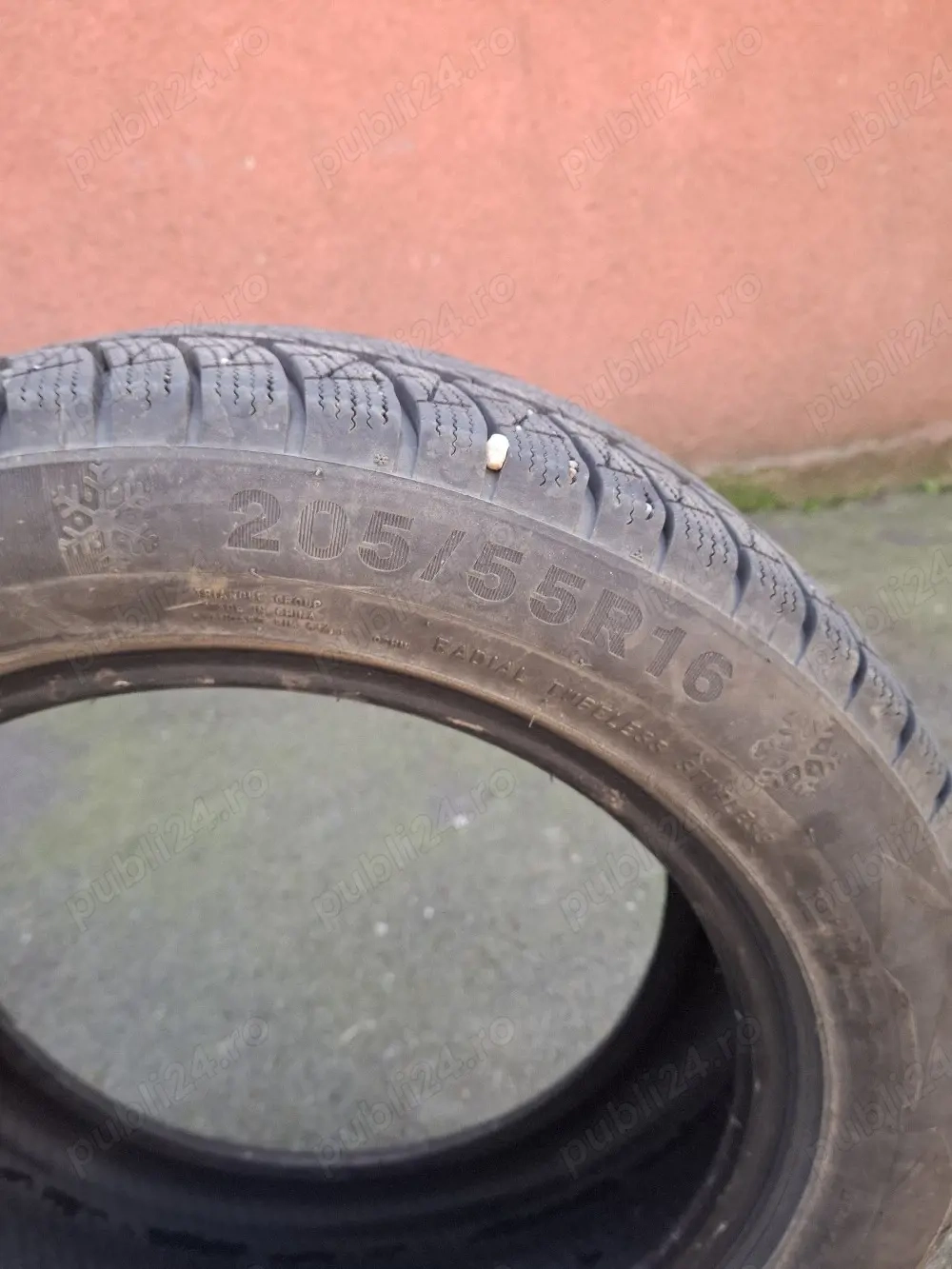 vînd 4 anvelope de iarnă 205/55R16