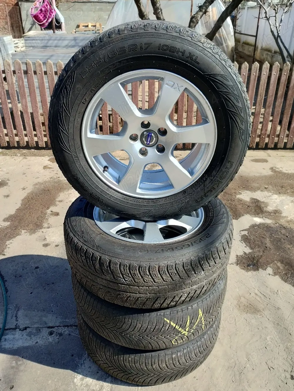 4 Roti de  Volvo XC60 235/65/17 