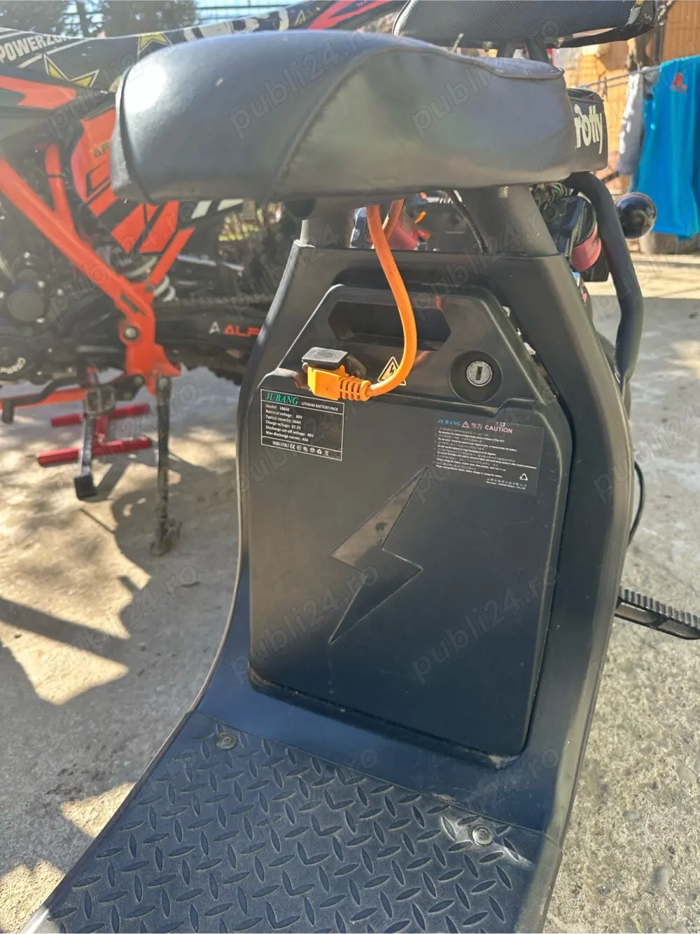 vand scuter electric 