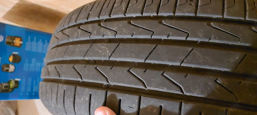 Vand 4 anvelope de vara Hankok.